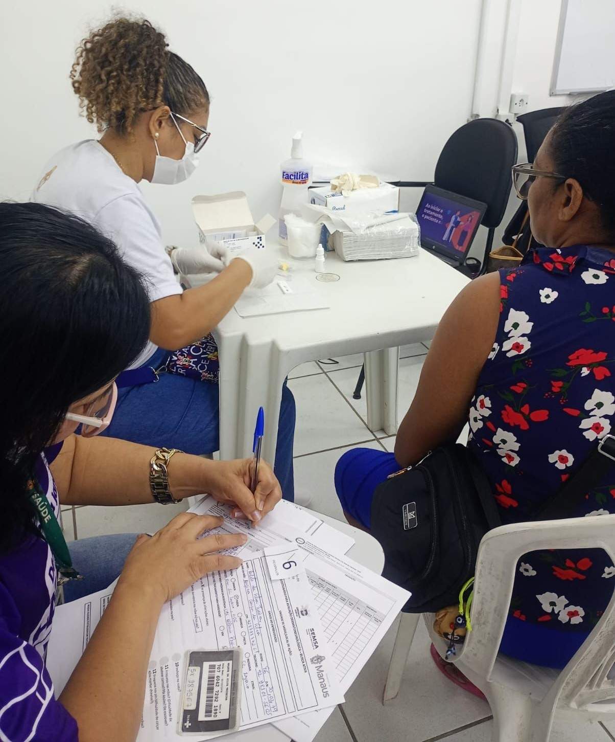 Prefeitura de Manaus aprimora detecção precoce da hanseníase através de novo método de triagem.