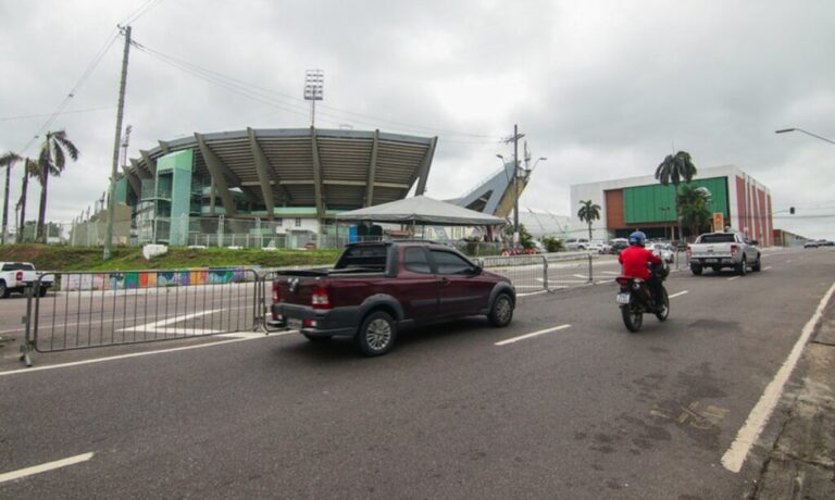 Trânsito e transporte público serão adaptados para os desfiles das escolas de samba