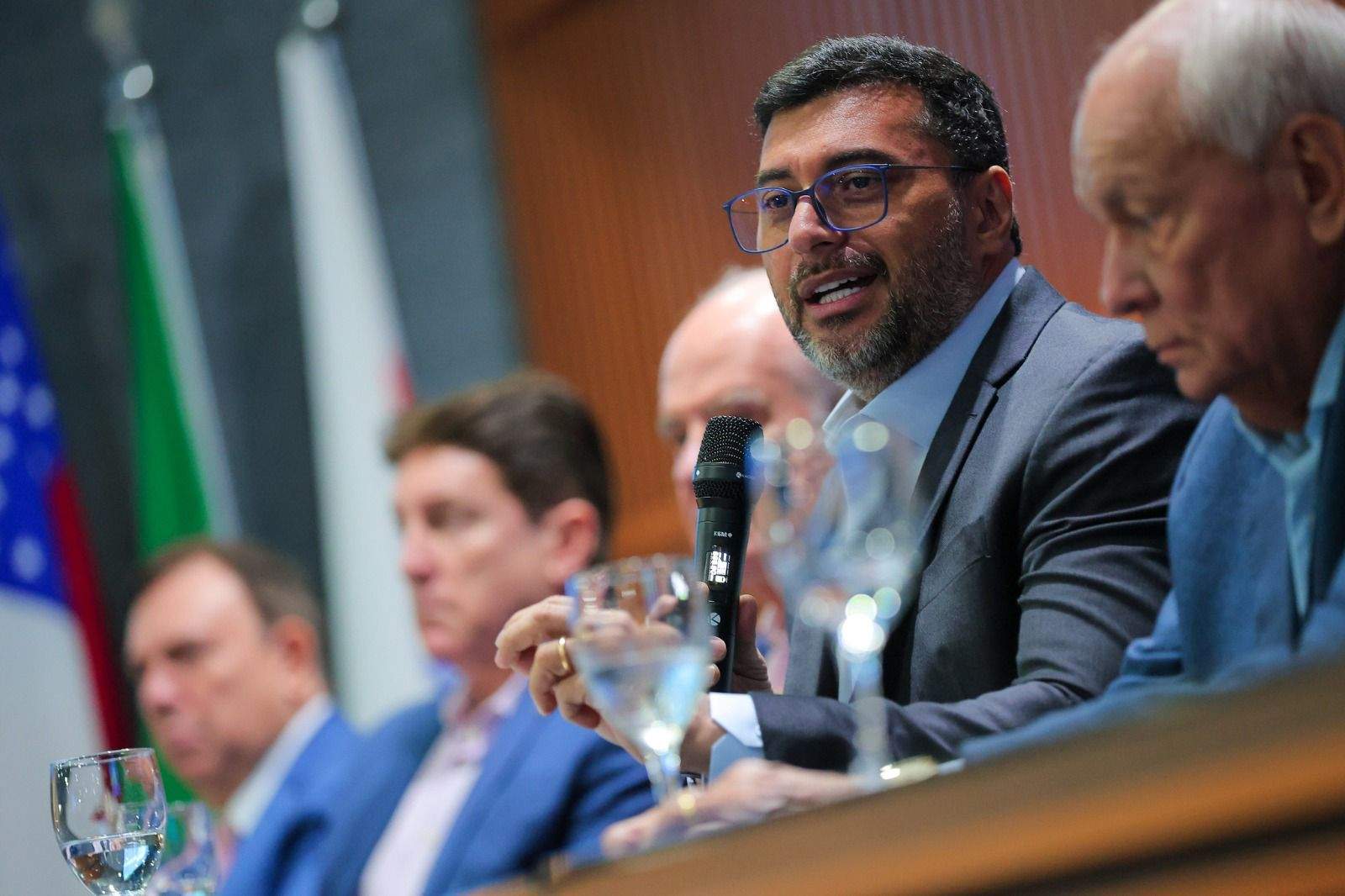 Wilson Lima, governador, lidera encontro histórico do Codam e viabiliza R$ 810,9 milhões em 44 projetos para o futuro