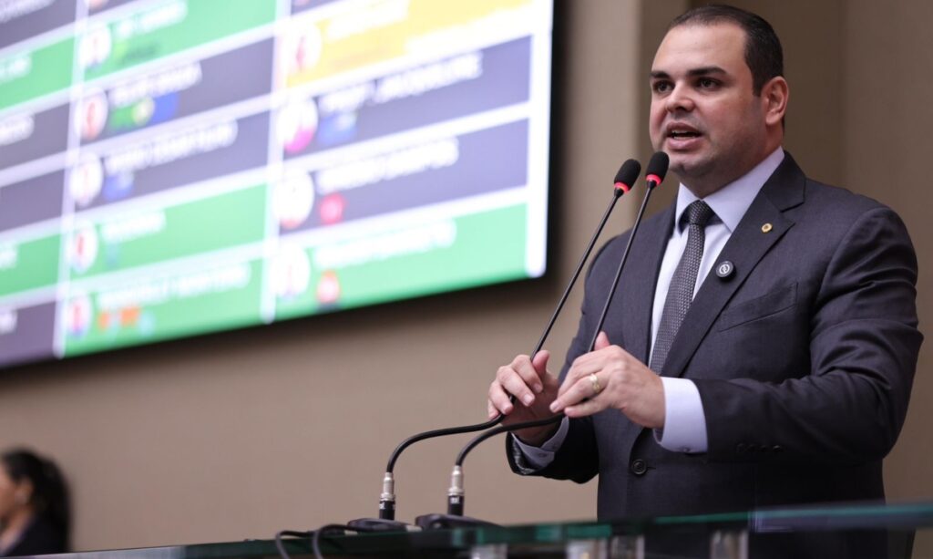 Roberto Cidade sugere selo de reconhecimento a estabelecimentos que valorizam entregadores por aplicativo no estado do Amazonas