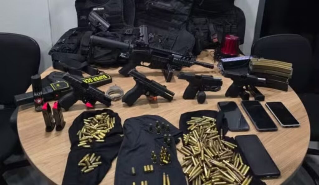 Policiais Militares detidos sob acusação de tentativa de roubo de grande quantidade de drogas no Rio Negro.