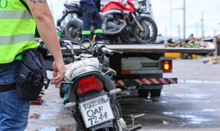 Operação na zona Leste de Manaus remove 14 veículos e aplica 95 multas em ação por um trânsito mais seguro