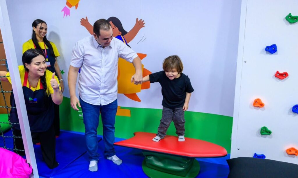 Presidente Roberto Cidade inaugura o Mês da Conscientização sobre o Autismo e destaca a Aleam como modelo de inclusão no Amazonas